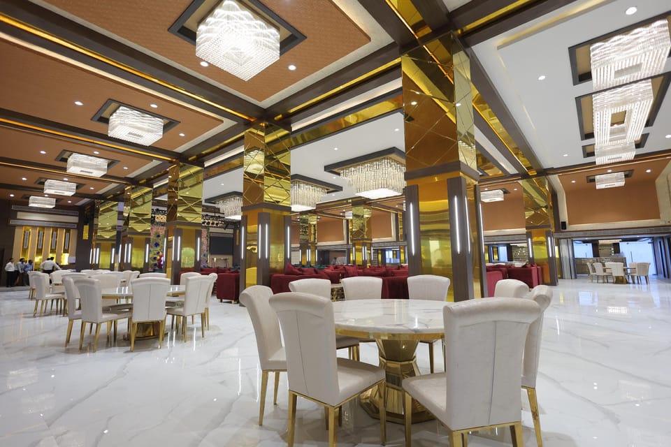 Banquet hall