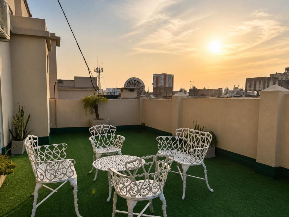 Hotel Lyon by MH Hotel in Buenos Aires