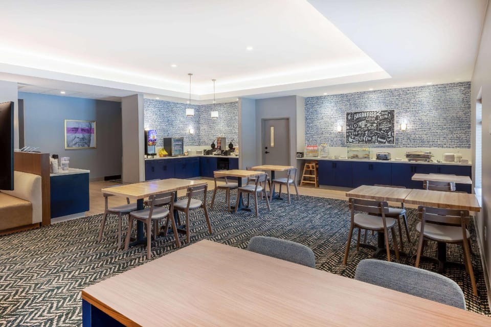 AmericInn by Wyndham Mountain Home Hotel in Mountain Home