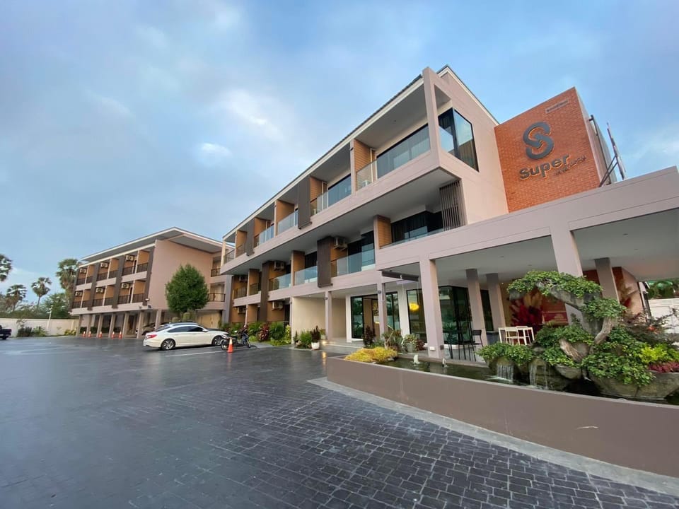 Super Highway Hotel Hotel in Thailand