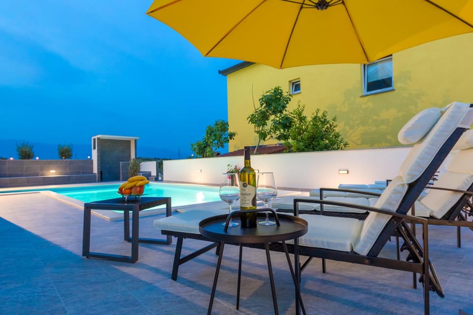 Privilege Pool Apartments Hotel in Novalja