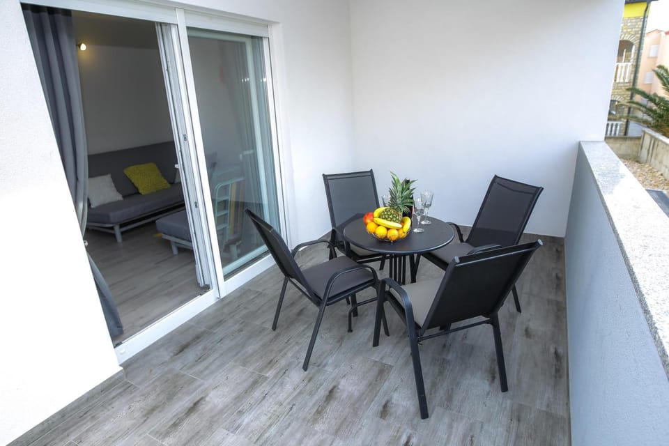 Privilege Pool Apartments Hotel in Novalja