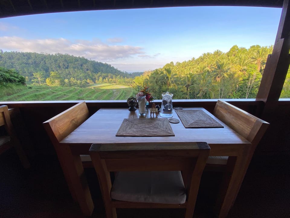 Clove Tree Hill Resort in East Selemadeg