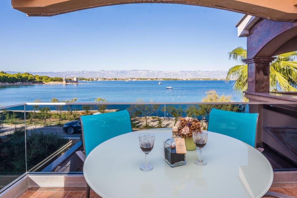 Apartments Weiss Hotel in Zadar County