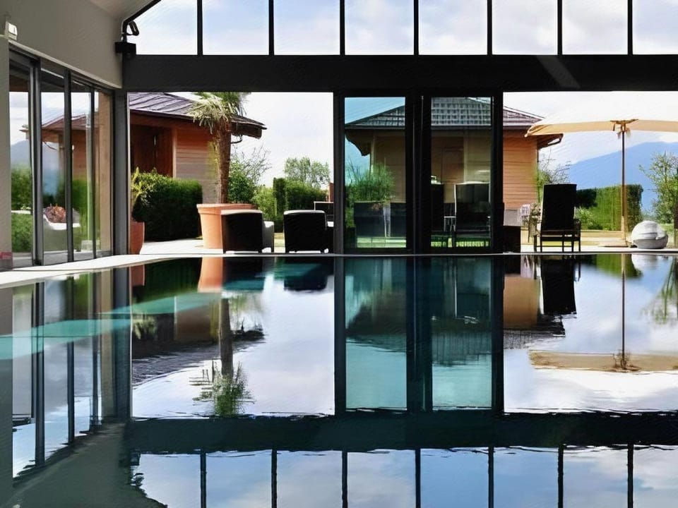 Jiva Hill Resort - Genève Hotel in Canton of Geneva