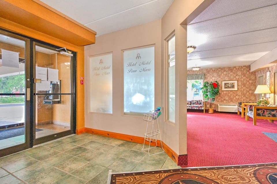 Hotel Motel Penn-Mass Hotel in Trois-Rivières
