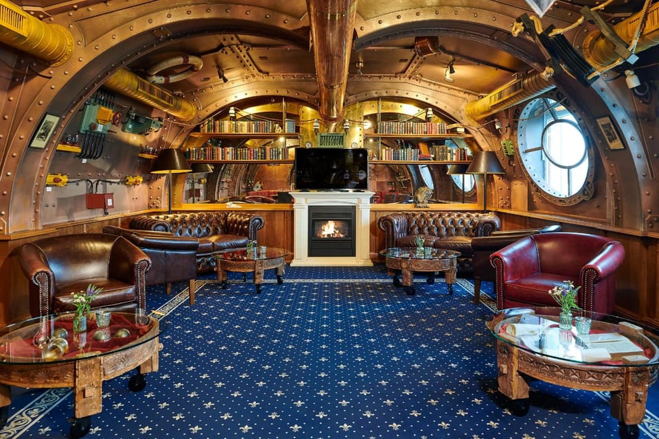 Bar/lounge