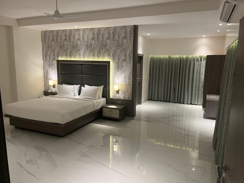 Hotel Ranjitha Palace Raichur Hostel in Karnataka