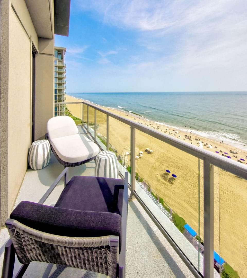 Embassy Suites by Hilton Virginia Beach Oceanfront Resort Hotel in Virginia Beach