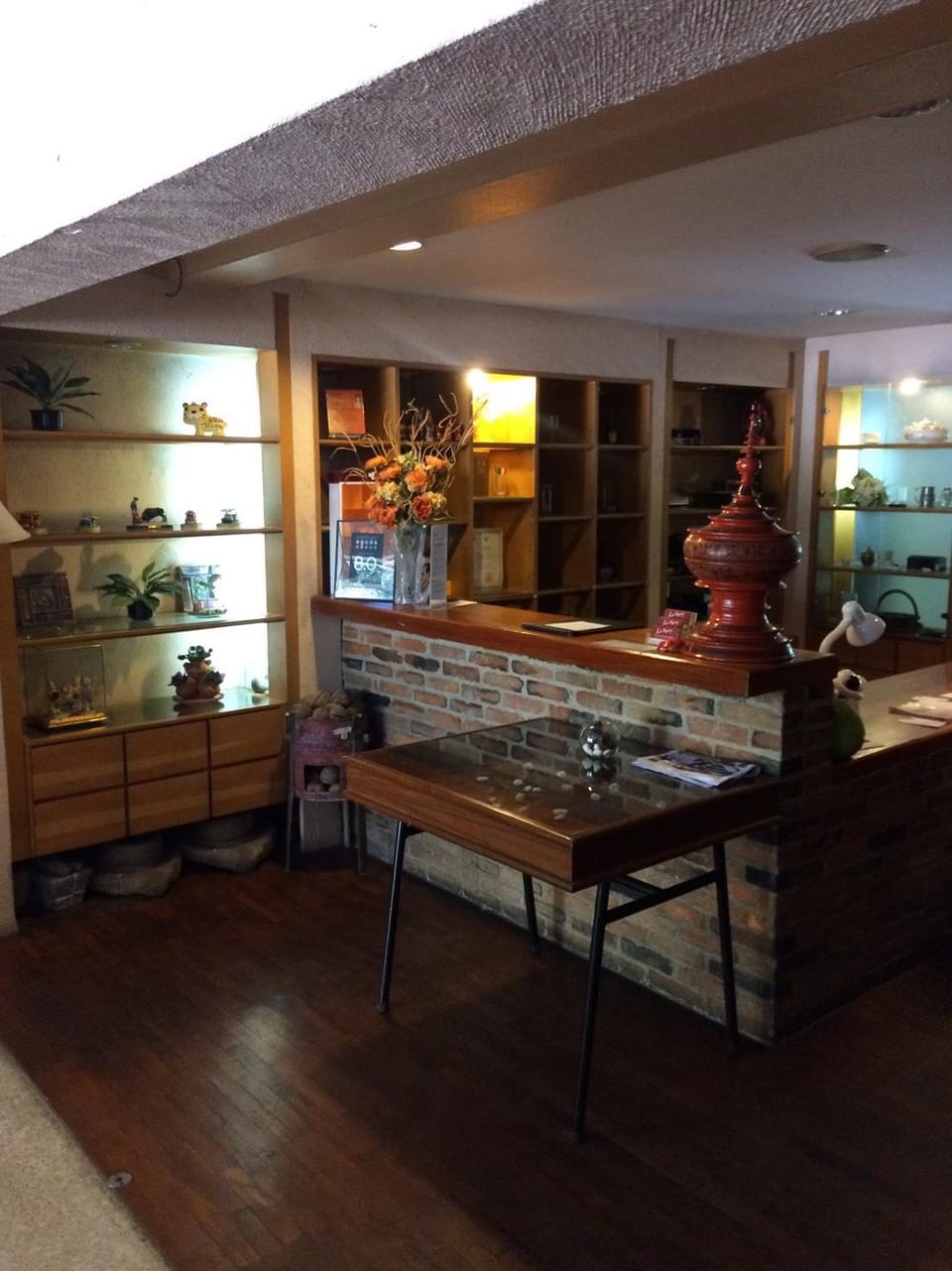 Le Ranong Bistro and Guesthouse Hotel in Ranong, Khao Niwet, Mueang Ranong District, Ranong 85000, Thailand