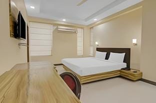 Hotel O Mandeep Residency Hotel in Gurugram