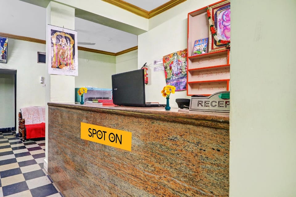 SPOT ON Sri Sai Lohith Lodge Near Secunderabad Railway Station Hotel in Secunderabad