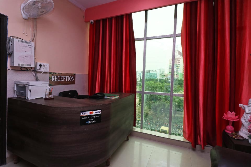 OYO Flagship 18625 Prem Hotel Hotel in Noida