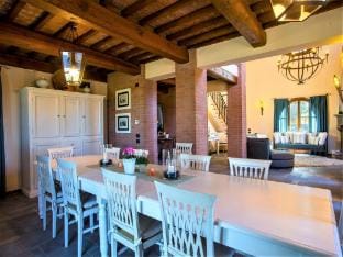 Peccioli Countryside Villa Hotel in Tuscany