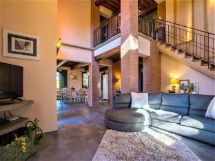 Peccioli Countryside Villa Hotel in Tuscany
