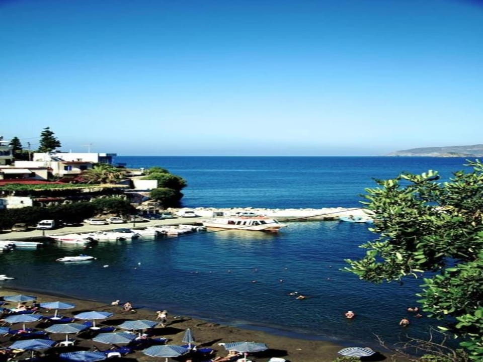 Garden Villa Near Chanias Coastline Resort in Crete