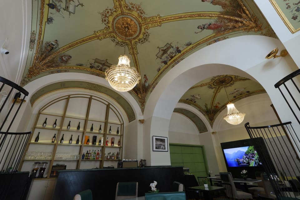 Il Salotto della Regina Hotel in Naples