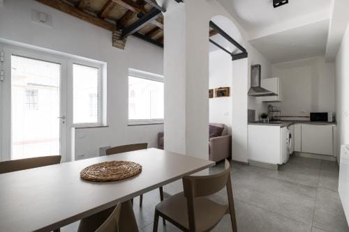 San Michele Apartments - Lapis by Wonderful Italy Hotel in Bologna