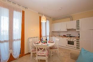 Baglio degli Ulivi 3 by Wonderful Italy Hotel in Sirmione