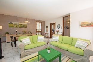 Dulcamara con piscina by Wonderful Italy Hotel in Lake Garda