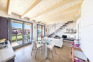 Borgo Gasparina A23 con piscina by Wonderful Italy Hotel in Lake Garda