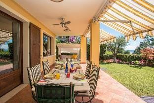 Le Ortensie 1 Apartment by Wonderful Italy Hotel in Lake Garda