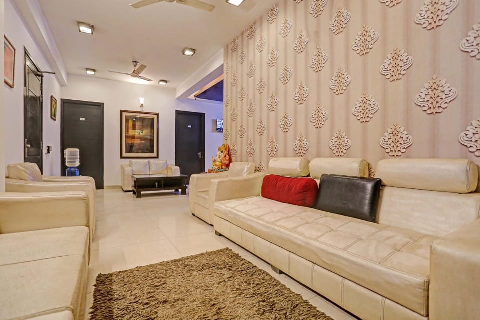 Collection O Global Luxury Stays Hotel in Gurugram