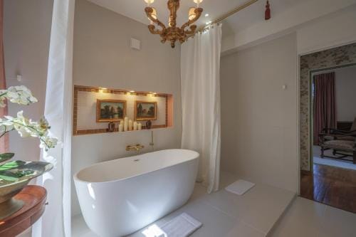 L’oree du bois des rois Hotel in Fontainebleau