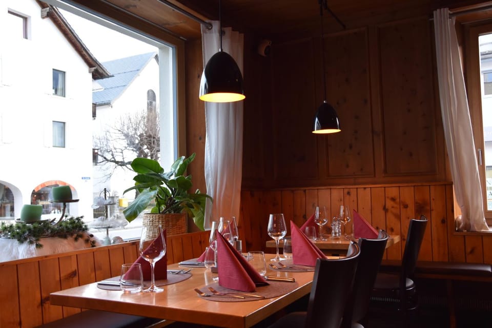 Hotel Ratia Hotel in Canton of Grisons