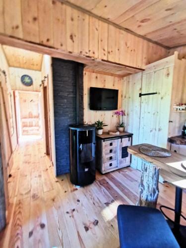 La Cabane d'Ode Lodge in Wallonia, Belgium