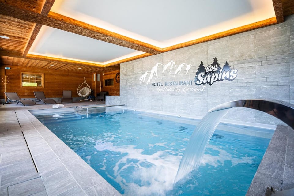 Hotel Restaurant "Les Sapins" Wellness & Gourmet Hotel in Manigod