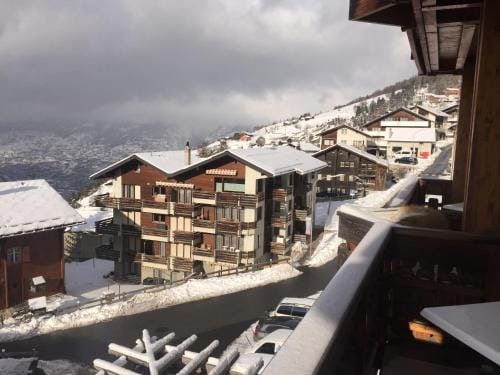 Hotel Restaurant Rothorn Hotel in Canton of Valais