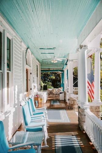 Deluxe King with Balcony - at James House with Parking! Inn in Key West