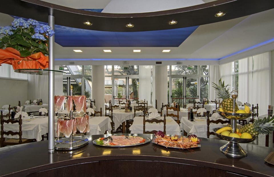 Hotel Roma Hotel in Marina di Massa