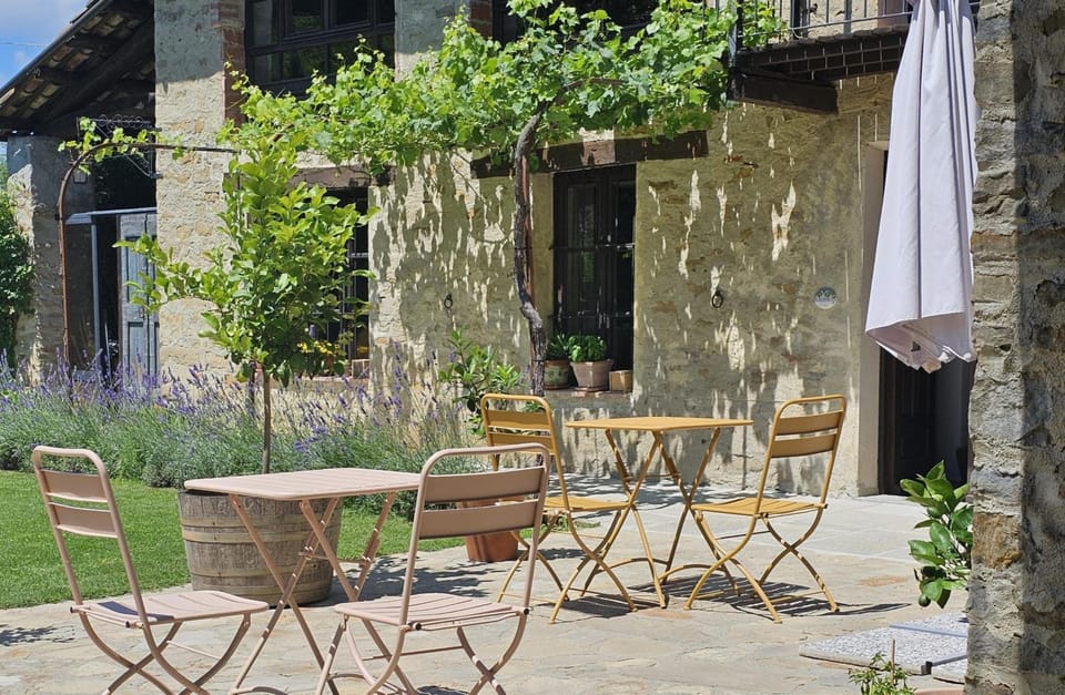 Cascina IL SOGNO Hotel in Liguria