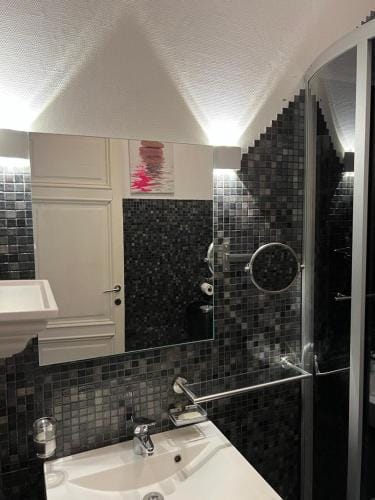 Studio confort Verviers Hotel in Wallonia, Belgium
