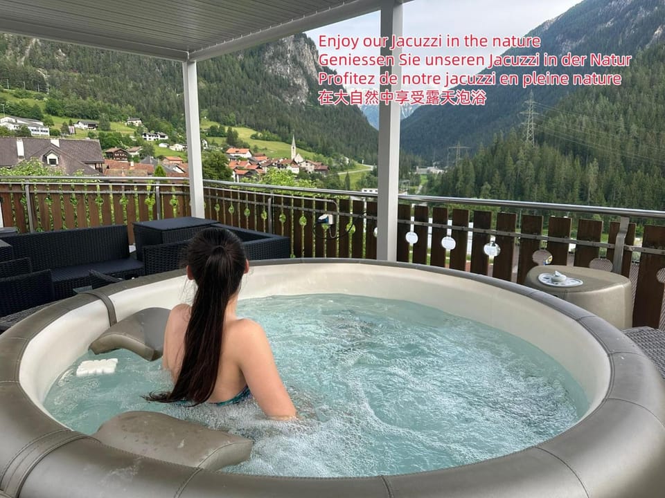 Hotel Schontal Hotel in Canton of Grisons