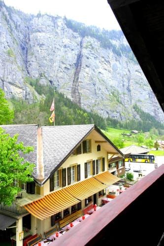 Hotel-Restaurant Stechelberg Bed & Breakfast Hotel in Lauterbrunnen