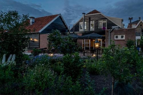 Hotel-Restaurant van der Weijde Hotel in Zeeland, Netherlands