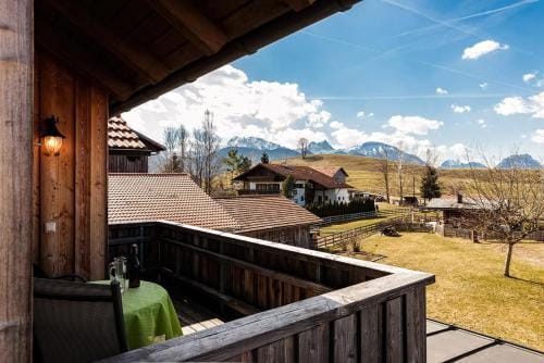 Best Butler Alp Villa 11 Personen I Blockhutte I Parken I Lagerfeuer I Netflix Hotel in Fussen