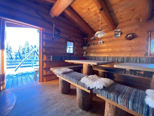 Best Butler Alp Villa 11 Personen I Blockhutte I Parken I Lagerfeuer I Netflix Hotel in Fussen