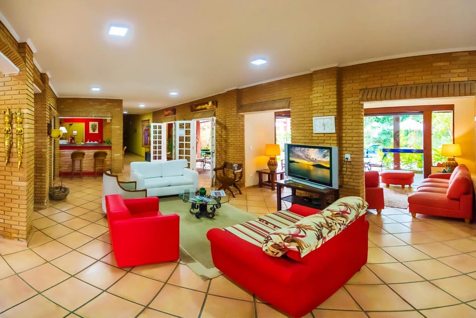 Shared lounge/TV area