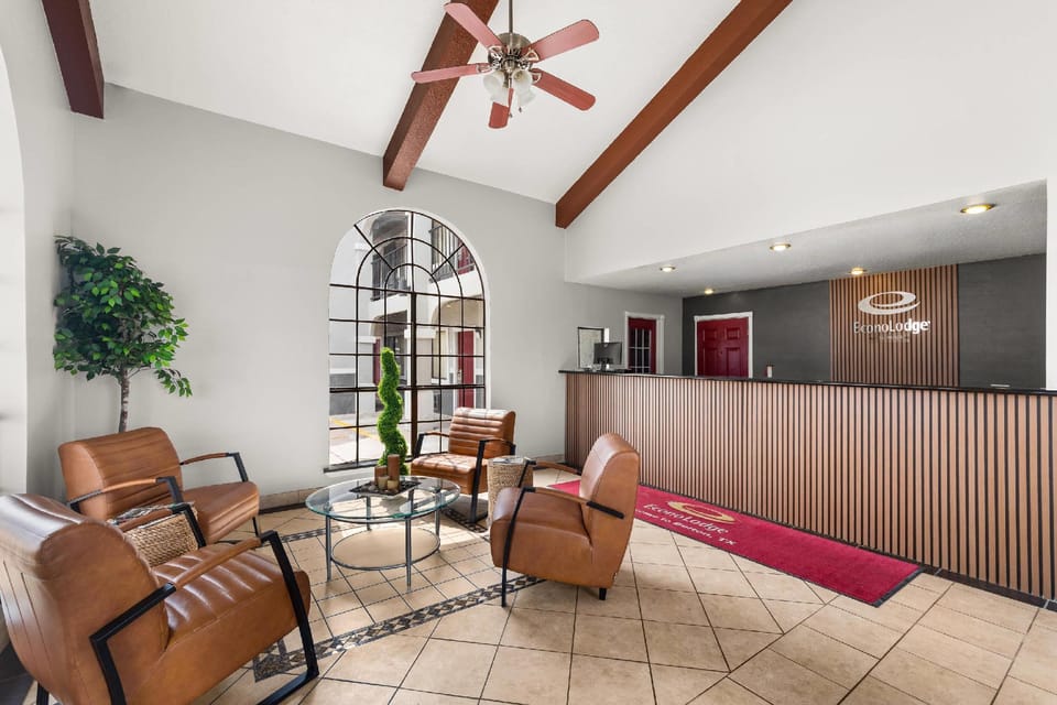 Econo Lodge Belton Hotel in Belton