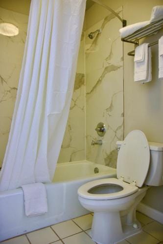 Heritage Inn and Suites Hotel in Baton Rouge