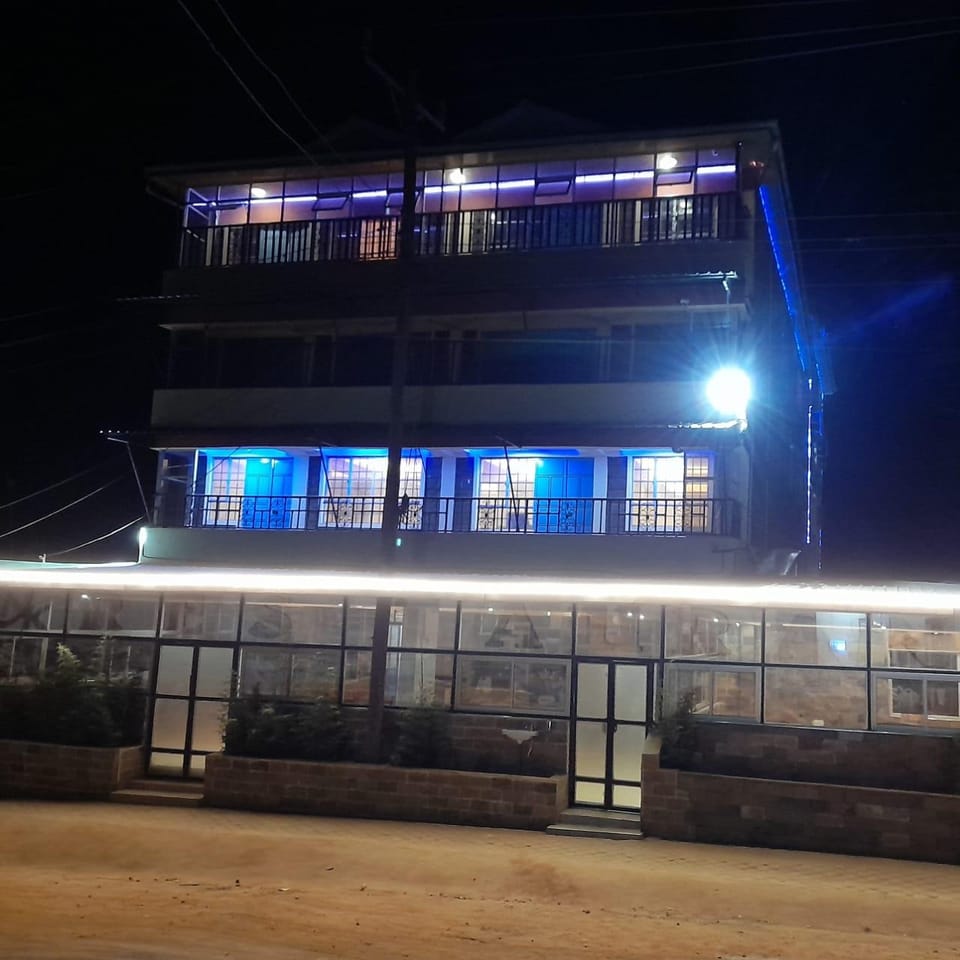 THE BASE HOTEL Hotel in Kenya