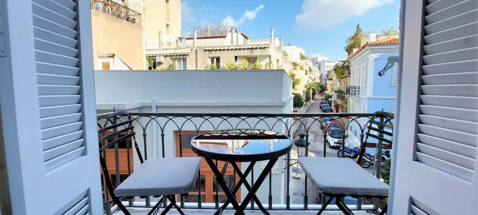 Athens Plaka Family Suites Hotel in Plaka