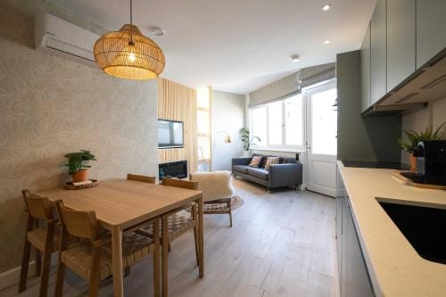 Modern two bedroom apartment close to the beach Hotel in The Hague