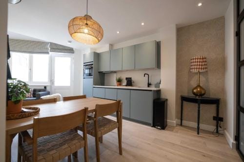 Modern two bedroom apartment close to the beach Hotel in The Hague