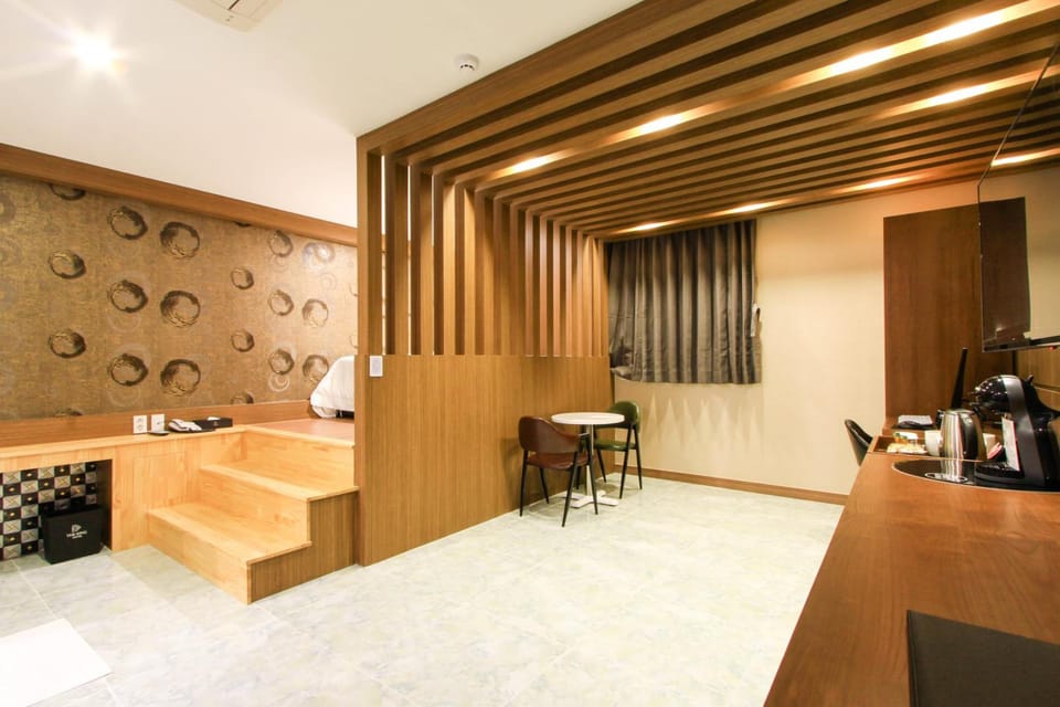The King Hotel Motel in Busan