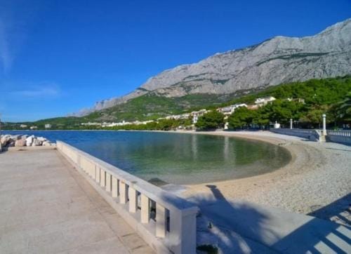House Villa Roza Hotel in Tučepi